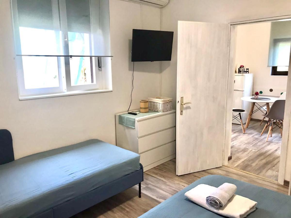 Apartments Nina Умаг Экстерьер фото