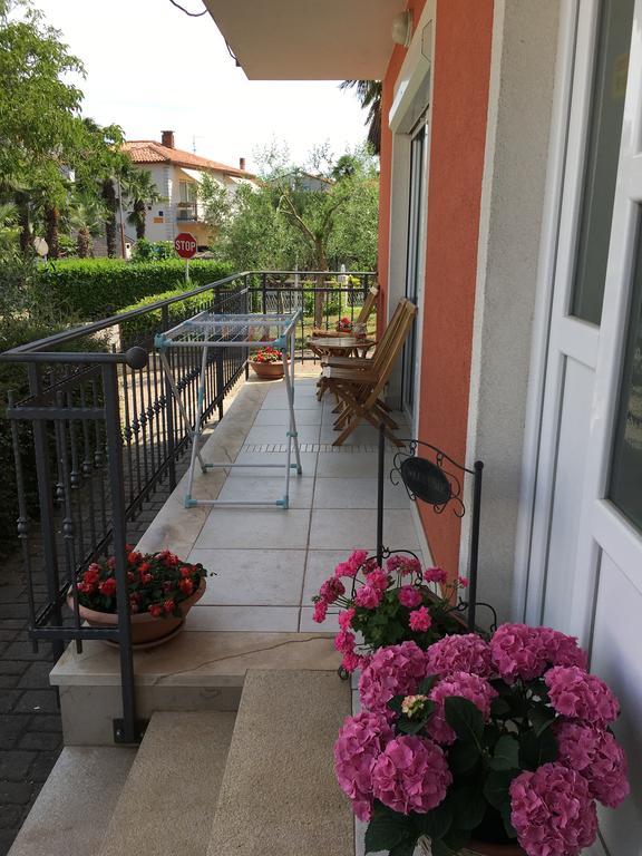 Apartments Nina Умаг Экстерьер фото